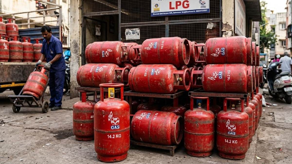 LPG ಗ್ರಾಹಕರೇ ಗಮನಿಸಿ! ಆಗಸ್ಟ್ 16ಕ್ಕೆ E-KYC ಡೆಡ್‌ಲೈನ್, ತಪ್ಪಿದರೆ ಸಿಲಿಂಡರ್ ದರ ಹೆಚ್ಚಾಗುವ ಸಾಧ್ಯತೆ!!