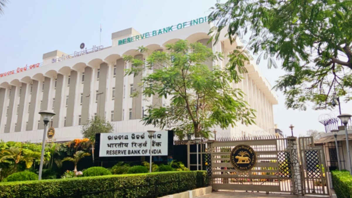 ಹೆಚ್ಚುವರಿ ದ್ರವ್ಯತೆ ನಿಯಂತ್ರಣಕ್ಕೆ RBI ಮಾಸ್ಟರ್ ಪ್ಲ್ಯಾನ್- VRRR ಮೊರೆ!!